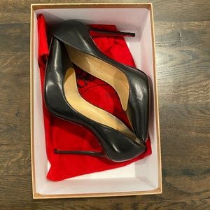 Classic Pigalle Follies 100 Napa black heel- excellent condition size 38
